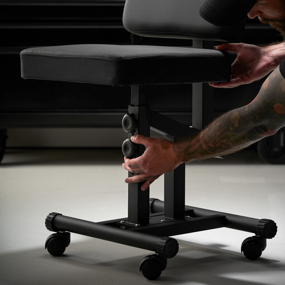 Fellowship Multi-Use Client Chair with Arm Rest - Darklab Tattoo SuppliesFellowship Multi-Use Client Chair with Arm Rest