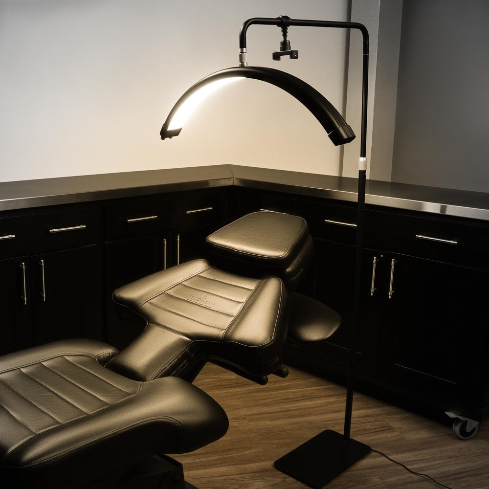 Fellowship BrowLite Lamp with Phone Clip - Darklab Tattoo Supplies